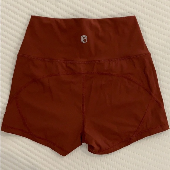 Born Primitive Your Go To Booty Shorts - Picture 4 of 8